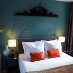 Decor Jordaan House