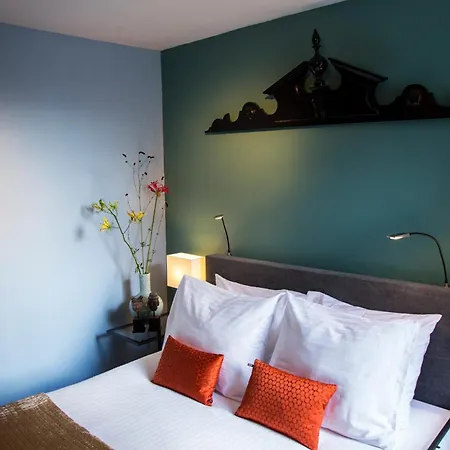 Decor Jordaan House 3*