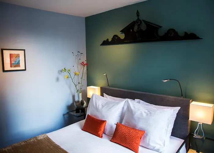 Decor Jordaan House 3*