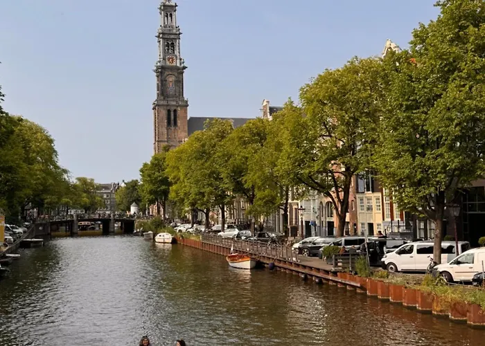 Decor Jordaan House לינה וארוחת בוקר 3*